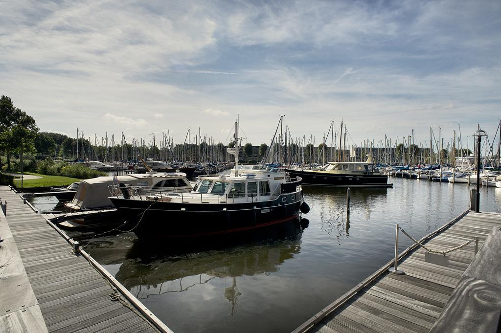 Hampshire Hotel - Newport Huizen Exteriör bild